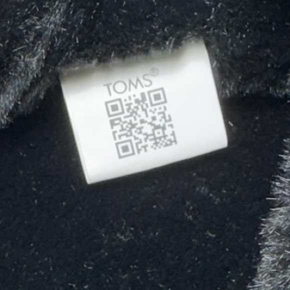 Toms Alpargata Mallow Mule Fluff Slippers Black Faux Fur Women's Size 10 NWOT - Picture 7 of 14